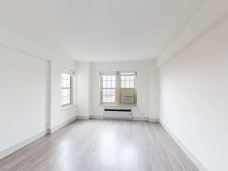 Dining/Living room