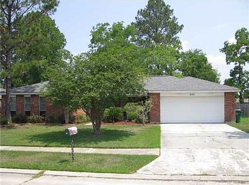 1st image of 220 Driftwood Cir