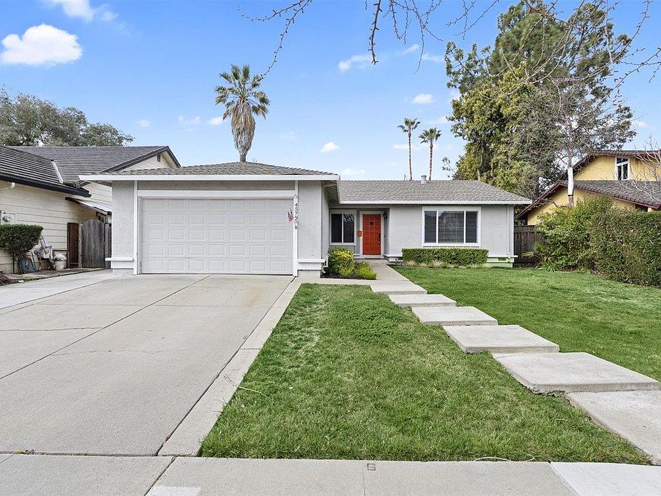 1st image of 4579 Hampshire Pl