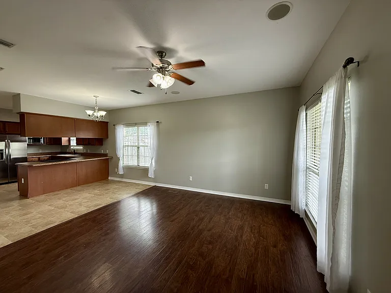 13627 Catahoula Dr S — Photo 5