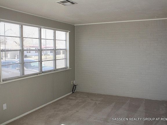 3rd image of 3828 NW Arlington Ave