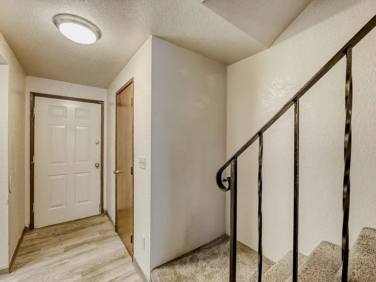 6911 Rainier Dr #3 — Photo 1