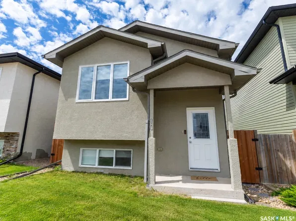 70 Brigham Road, Moose Jaw, SK S6K 0A7