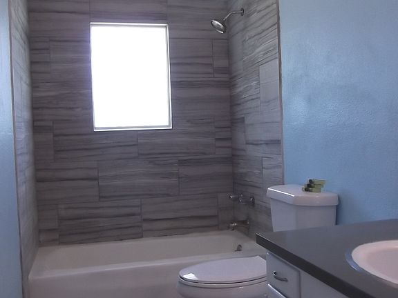 5th image of 511 Mimosa Dr