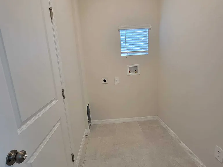 2720 Plume Rd — Photo 25