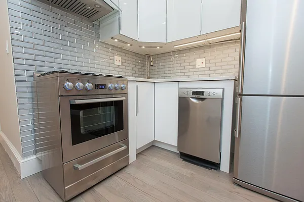 Rented by Voro NYC | media 13