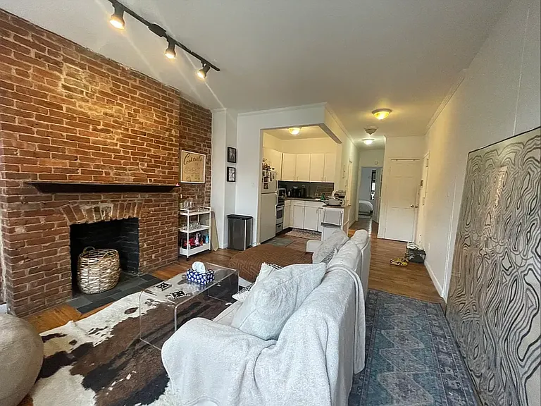686 9th Ave #2A — Photo 10