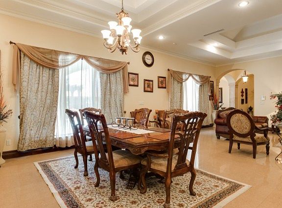 4th image of 1618 Sandstone Dr