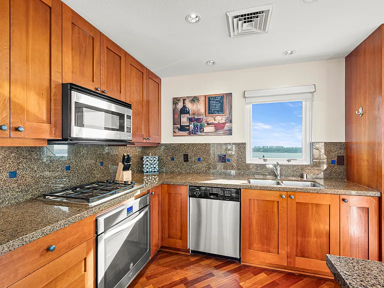 700 W Harbor Dr W #1204 — Photo 44