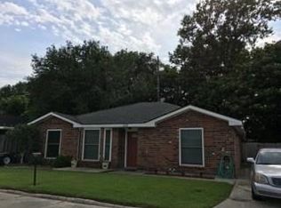 105 Pitre St, Saint Rose, LA 70087