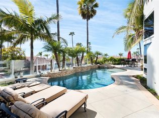 21 Harbor Pointe Dr, Corona Del Mar, CA 92625