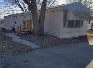 914 W Aberdeen Rd, Peoria, IL 61615