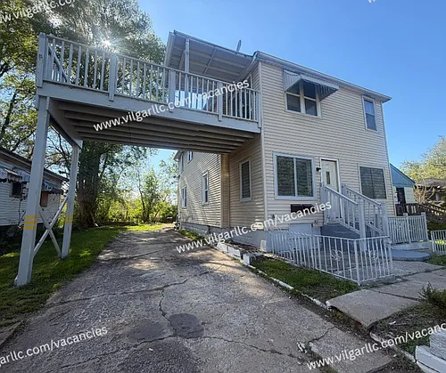 1712 Carolina St Photo 1