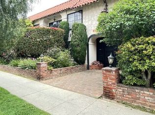 11806 Gorham Ave #17, Los Angeles, CA 90049