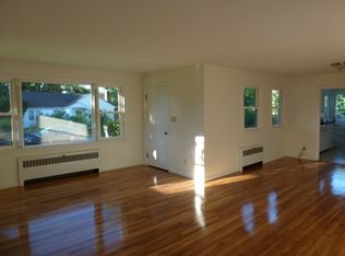 3 Tatnuck Gdns, Worcester, MA 01602