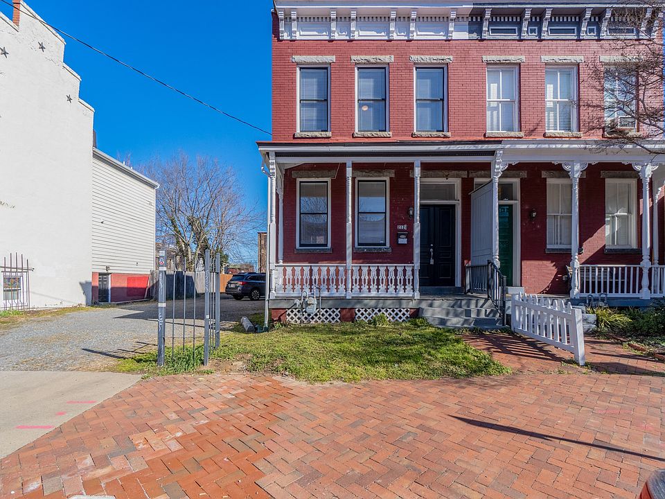 1st image of 212 1/2 W Marshall St