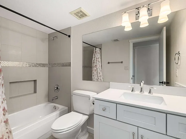 14053 N Hampstead Dr — Photo 61