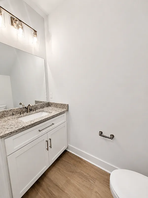 3 bed, 2.5 bath, 1850 sqft, $2,749 — Photo 4