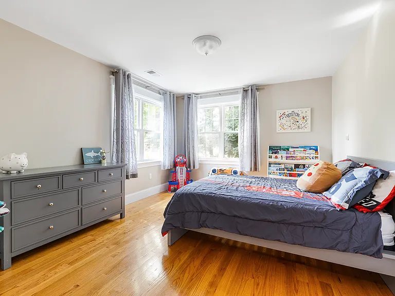 37 Sassamon Ave — Photo 16