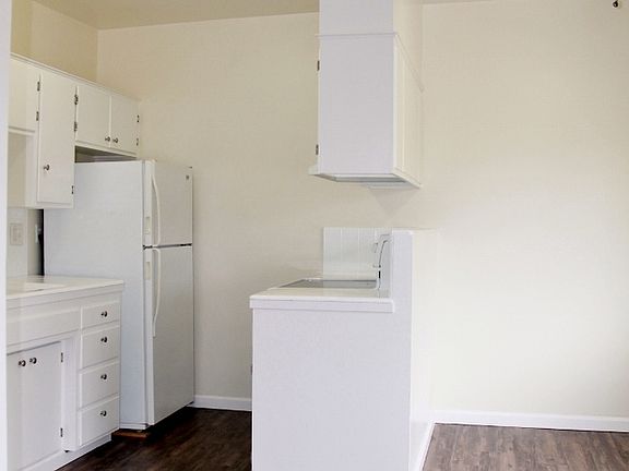 3rd image of 3655-89 Keating St #3679