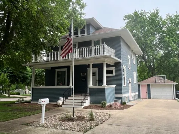 436 W Luverne St, Luverne, MN 56156