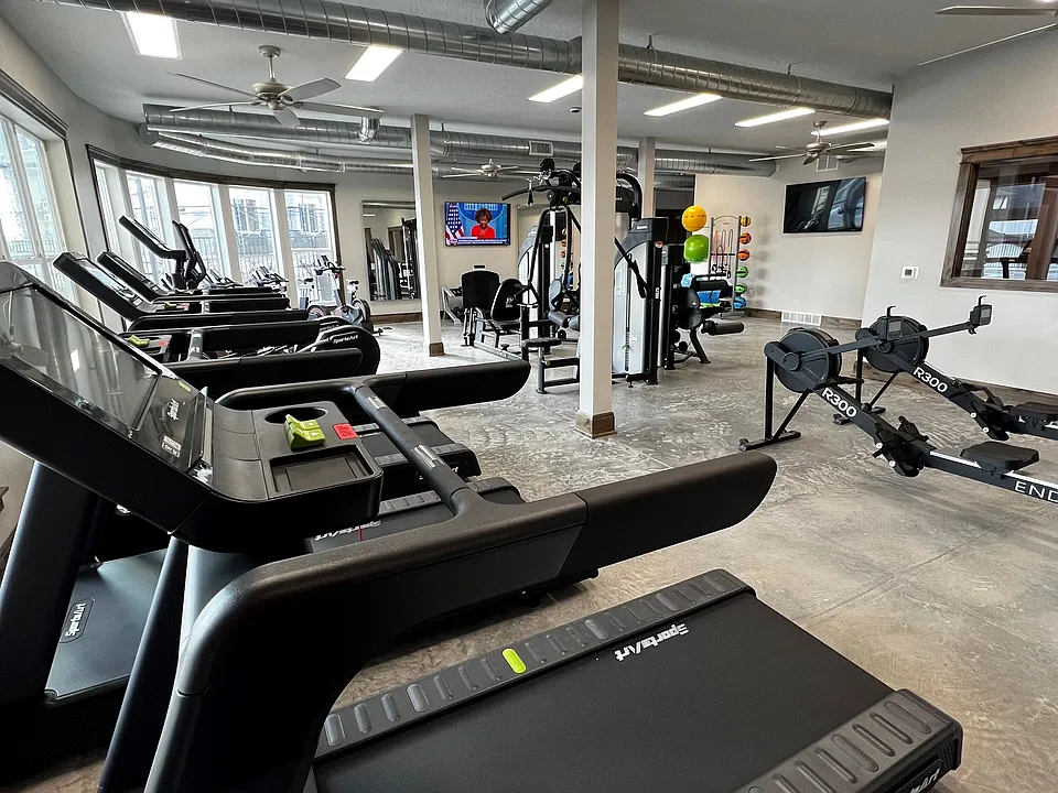 Clubhouse - 24/7 Gym