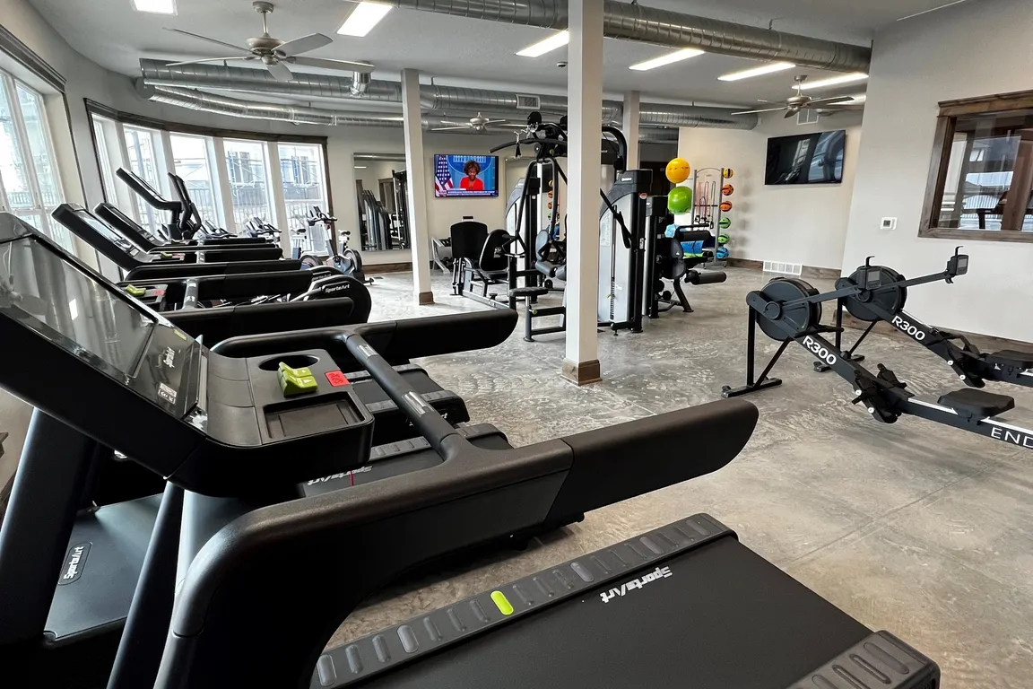 Clubhouse - 24/7 Gym