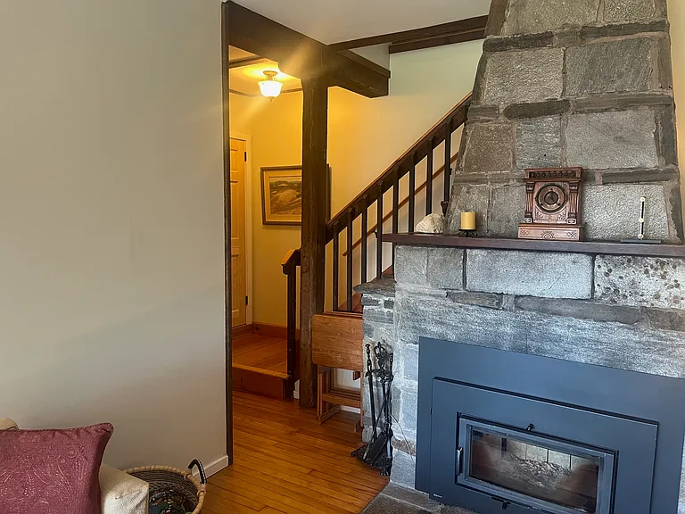 129 Vernon Rd — Photo 19