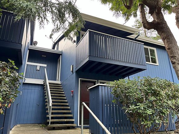 Top floor with deck