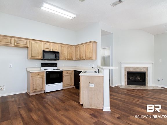 5th image of 29894 Saint Barbara St