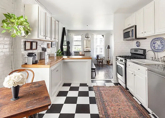 Sold by Compass | media 12