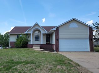 610 Sykes Rd, Wellington, KS 67152