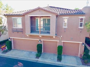 19547 Laroda Ln, Santa Clarita, CA 91350