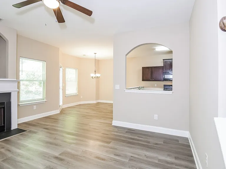 125 Bethany Manor Dr — Photo 6