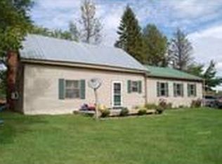 7 Irish Settlement Rd, Waddington, NY 13694
