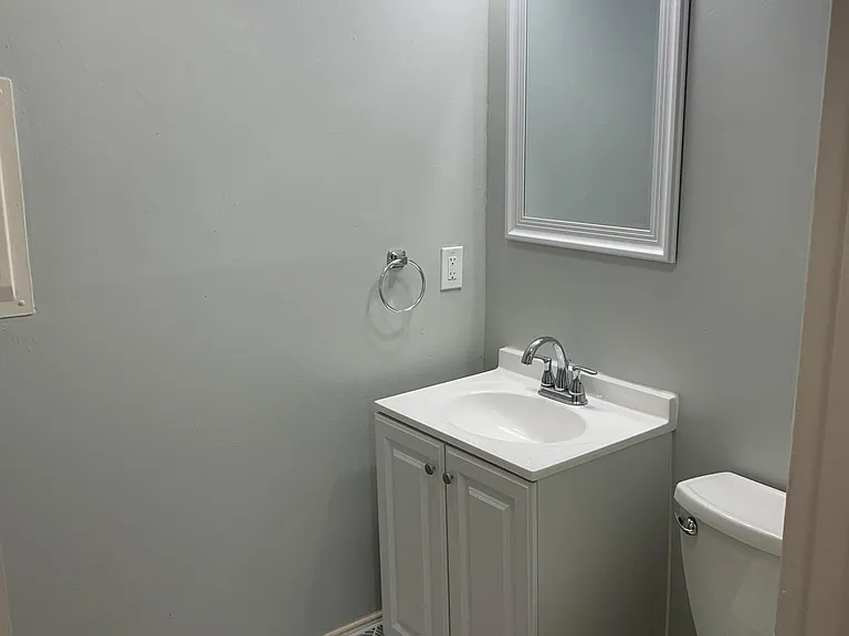 2314 W Savannah St — Photo 8
