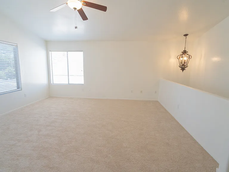1492 N Saddle St — Photo 18