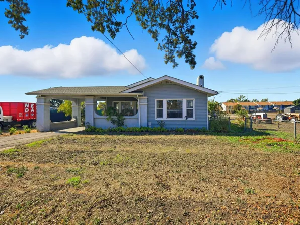 2735 Petaluma Hill Road, Santa Rosa, CA 95404