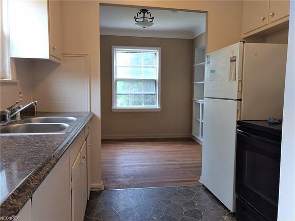5th image of 4106 Bayard Rd