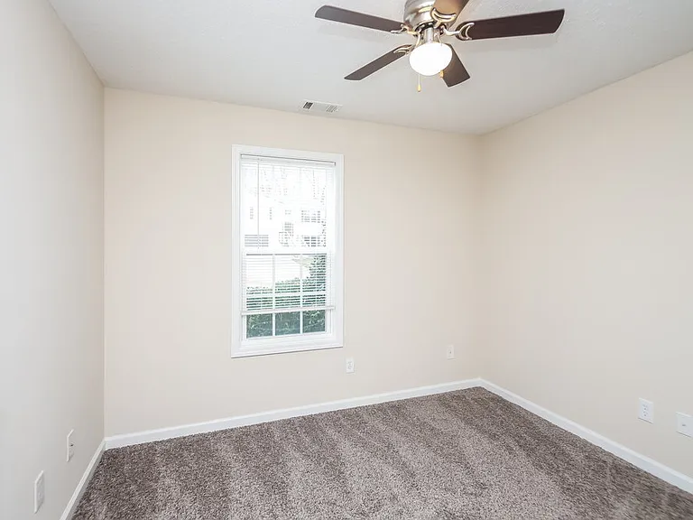 43 Thorn Thicket Way — Photo 14