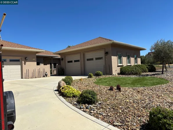 121 Blue Oak Ct, Copperopolis, CA 95228