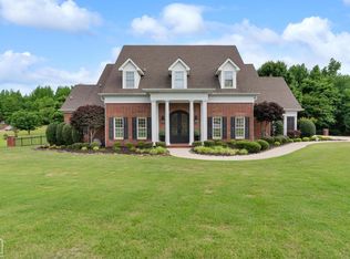 4221 Clubhouse Dr, Jonesboro, AR 72405