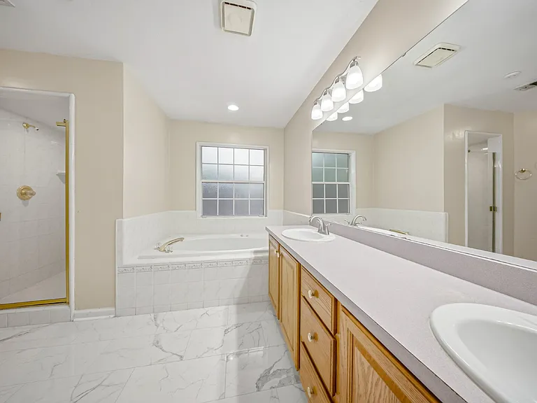 1535 Breamstone Rdg — Photo 42