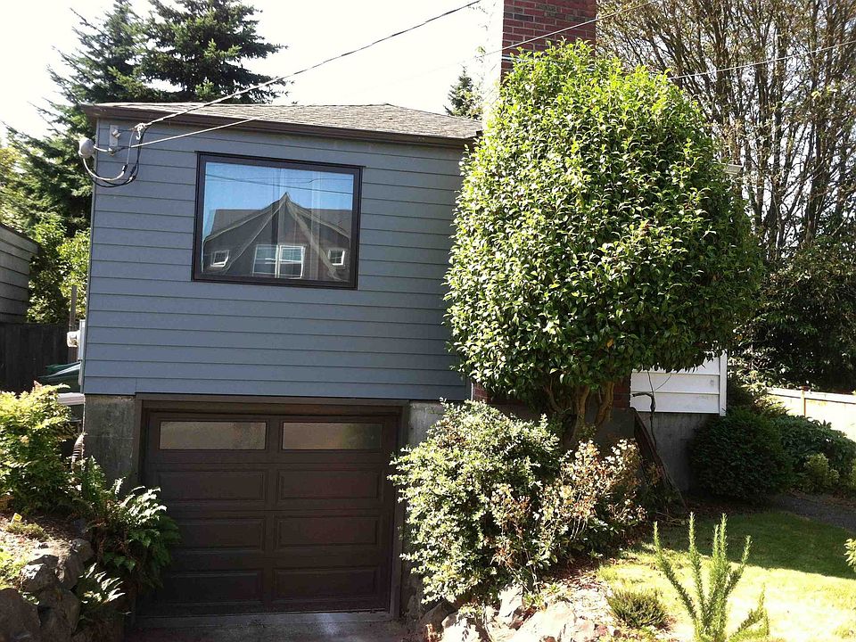 2nd image of 513 NE 88th St