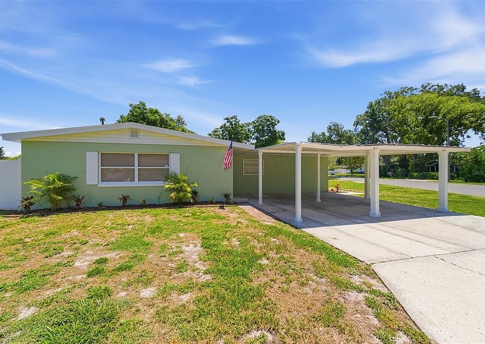 1st image of 531 GARDEN DRIVE S