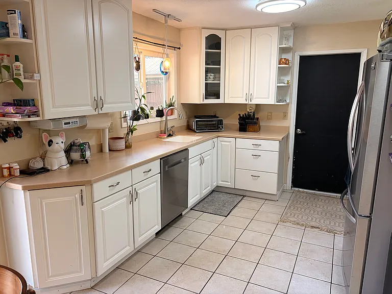 13725 SW 22nd St — Photo 15