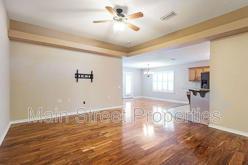 Building Photo - 8932 Abbington Dr