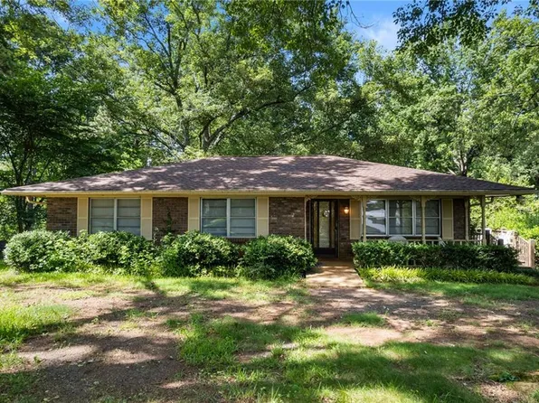 734 Harmony School Rd, Jasper, GA 30143