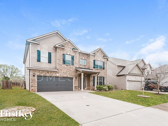 2nd image of 175 Craines Vw