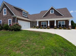 1226 Linford Cir, Alcoa, TN 37701